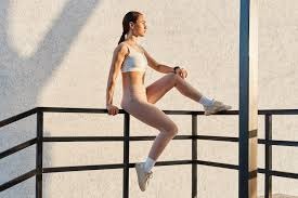 健身教练转行短跑选手拿下银牌刀锋战士减重几十公斤拿下银牌